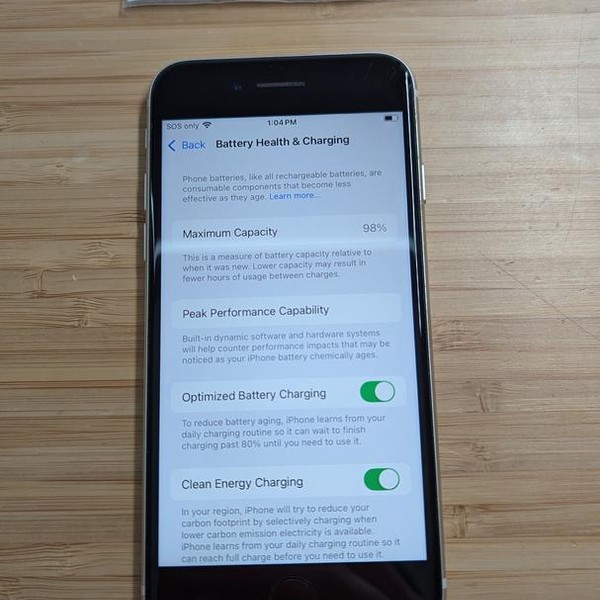 Apple iPhone SE 3rd Gen 2022 - Unlocked, 64 GB, Starlight, A2595