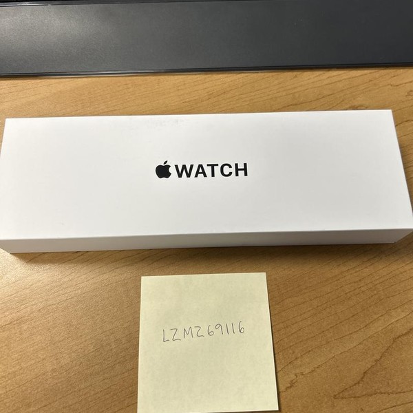Apple Watch SE 2nd Gen 40mm - AT&T, Midnight, A2726 - Cellular, Aluminum