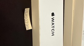 New
													Apple Watch SE 2nd Gen 44mm - Midnight, A2723 - GPS, Aluminum, photo 1 of 2