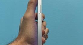 Good
													Apple iPhone 16e - AT&T, White, 128 GB, A3212, photo 3 of 6