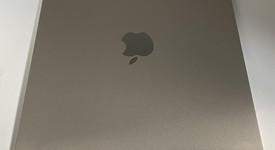 Mint
													Apple iPad Air 5th Gen - Unlocked, Starlight, 64 GB, A2589, photo 5 of 5