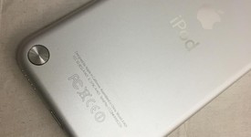 Good
													Apple iPod Touch 5th Gen - Wi-Fi, Silver, 32 GB, photo 1 of 7