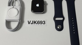 Good
													Apple Watch Series 6 44mm - Unlocked, Silver, A2294 - Cellular, Stainless Steel, photo 1 of 6