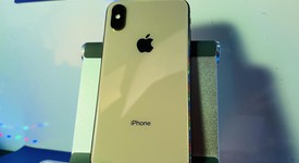 Good
													Apple iPhone Xs - Unlocked, Gold, 64 GB, A1920, photo 5 of 18