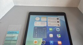 Good
													Apple iPad 9th Gen - Wi-Fi, Gray, 64 GB, A2602, photo 1 of 5