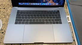 Good
													MacBook Pro 2016 (With Touch Bar) - 15" - Gray, 512 GB, 16 GB, photo 2 of 11