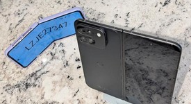 Mint
													Google Pixel 9 Pro Fold - Unlocked, Obsidian, 256 GB, GGH2X, photo 3 of 10