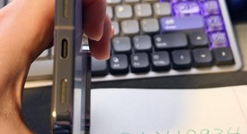 Mint
													Google Pixel 10 Pro XL - Unlocked, Moonstone, 512 GB, GUL82, photo 4 of 7