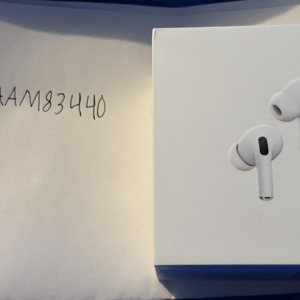 Apple AirPods Pro 2 - Lightning