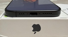 Mint
													Apple iPhone 17 - Unlocked, Black, 256 GB, A3258, photo 5 of 12