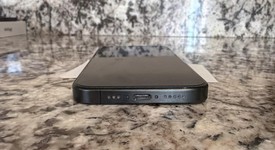 Mint
													Apple iPhone 15 Pro - Unlocked, Black, 256 GB, A2848, photo 4 of 7