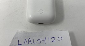 Used
													Apple AirPods 2nd Gen - Lightning Case, photo 3 of 5