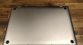 Mint
													MacBook Pro 2017 (With Touch Bar) - 15" - I7, Gray, 512 GB, 16 GB, photo 4 of 7