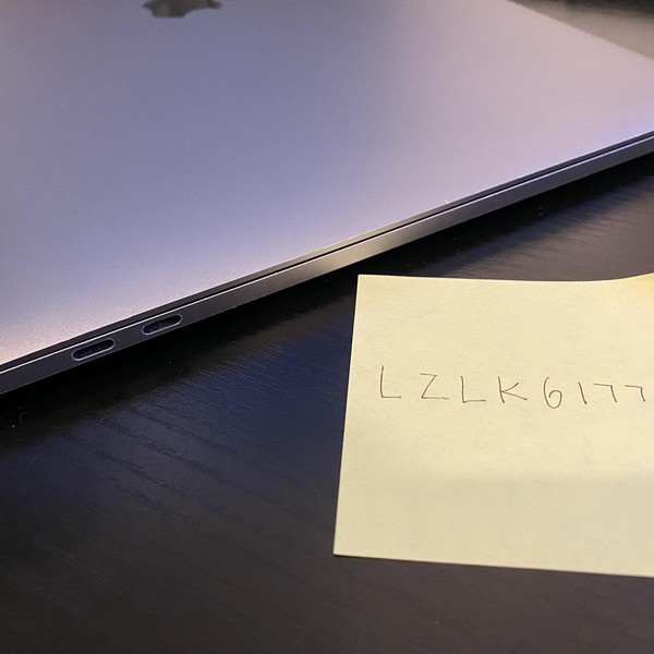 MacBook Pro 2016 (With Touch Bar) - 15 inch - 512 GB, Gray, 16 GB