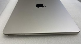 Good
													MacBook Air 2022 - 13" - Apple M2, Starlight, 256 GB, 8 GB, photo 3 of 11