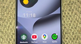 Good
													Google Pixel 8 - Unlocked, Hazel, 128 GB, 8 GB, G9BQD, Sub-6 5G, photo 2 of 10