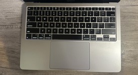 Good
													MacBook Air 2020 - 13" - I5, Gray, 256 GB, 8 GB, photo 4 of 8