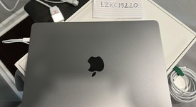 Good
													MacBook Air 2022 - 13" - Apple M2, Gray, 1 TB, 16 GB, photo 5 of 6