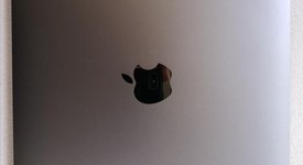 Good
													MacBook Pro 2017 (No Touch Bar) - 13" - I5, Gray, 256 GB, 8 GB, photo 1 of 5
