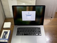 MacBook Pro 2019 - 16"