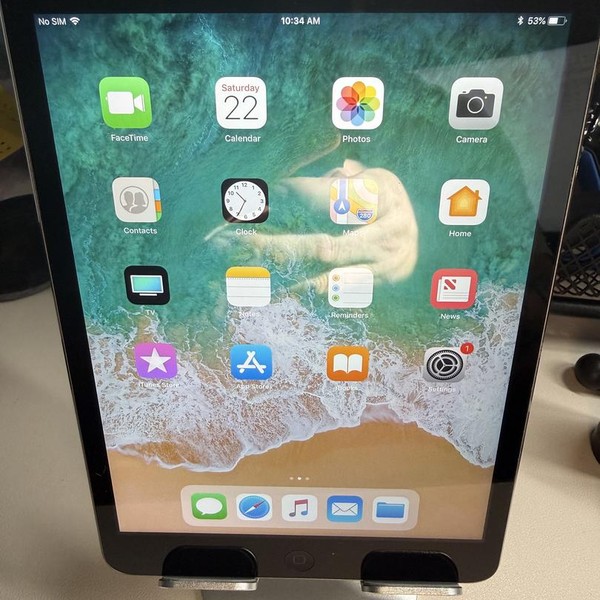 Apple iPad Mini 2 Retina - Unlocked, 16 GB, Black