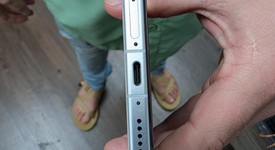 Mint
													Vivo X200 Ultra - Unlocked Non-US, Silver, 512 GB, 16 GB, photo 3 of 13