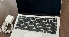 Good
													MacBook Air 2019 - 13" - I5, Silver, 128 GB, 8 GB, photo 6 of 6