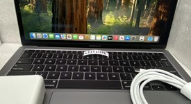 Good
													MacBook Air 2020 - 13" - Apple M1, Gray, 256 GB, 8 GB, photo 2 of 12