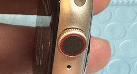 Good
													Apple Watch Series 7 45mm - Unlocked, Starlight, A2477 - Cellular, Aluminum, photo 2 of 56