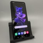 Fair Samsung Galaxy Z Flip3 5G - Unlocked, Black, 128 GB, 8 GB, SM-F711U1