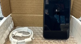 Mint
													Apple iPhone SE 3rd Gen 2022 - Unlocked, Midnight, 64 GB, A2595, photo 2 of 6