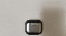 Used
													Samsung Galaxy Buds3 Pro - Silver, photo 4 of 5