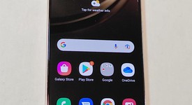 Mint
													Samsung Galaxy S22 - Unlocked, Rose Gold, 128 GB, 8 GB, SM-S901U1, photo 1 of 8