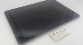 Fair
													Apple iPad 6th Gen - Wi-Fi, Gray, 128 GB, A1893, photo 3 of 4