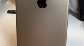 Good
													Apple iPhone 6 Plus - Unlocked, Gold, 64 GB, A1524, photo 2 of 7