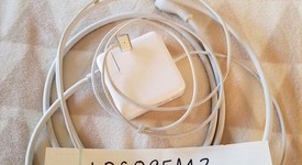 Good
													MacBook Pro 2015 (Retina) - 13" - Silver, 128 GB, 8 GB, photo 1 of 2