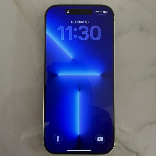 Apple iPhone 16 Pro - Unlocked, 256 GB, Natural, A3083