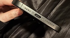 Good
													Apple iPhone 15 Pro Max - Unlocked, Black, 256 GB, A2849, photo 3 of 9