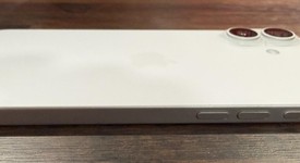 Mint
													Apple iPhone 16 Plus - Unlocked, White, 128 GB, A3082, photo 5 of 14