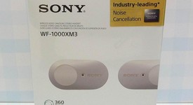 New
													Sony WF-1000XM3 - Silver, photo 1 of 3