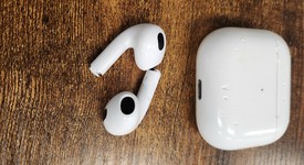Used
													Apple AirPods 3rd Gen - MagSafe Case, photo 5 of 5