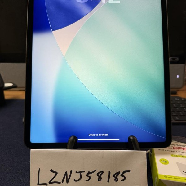 Apple iPad Pro 12.9 inch 5th Gen 2021 - Wi-Fi, 256 GB, Gray