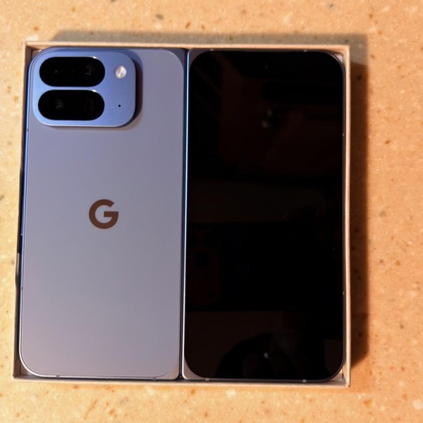 Google Pixel 10 Pro Fold - Unlocked, 256 GB, Moonstone, GU0NP