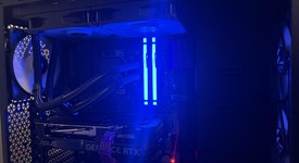 Mint
													Custom Gaming PC, photo 2 of 8