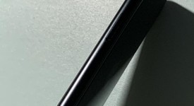 Mint
													Apple iPhone SE 3rd Gen 2022 - Unlocked, Midnight, 64 GB, A2595, photo 5 of 8