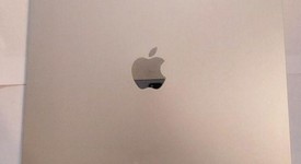 Mint
													Apple iPad Pro 12.9" 5th Gen 2021 - Unlocked, Silver, 128 GB, photo 5 of 6