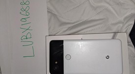 Good
													Google Pixel 2 XL - Unlocked, Black & White, 64 GB, Google Edition, photo 3 of 6