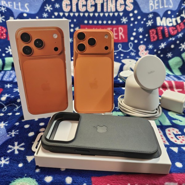 Apple iPhone 17 Pro - Unlocked, 1 TB, Cosmic Orange, A3256