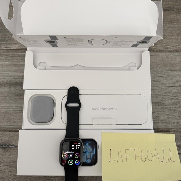 Apple Watch Series 11 46mm - Space Gray, A3333 - GPS, Aluminum