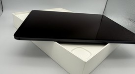 Mint
													Apple iPad Pro 13" (M4) 2024 - Wi-Fi, Black, 256 GB, 8 GB, A2925, Standard Glass, photo 4 of 8